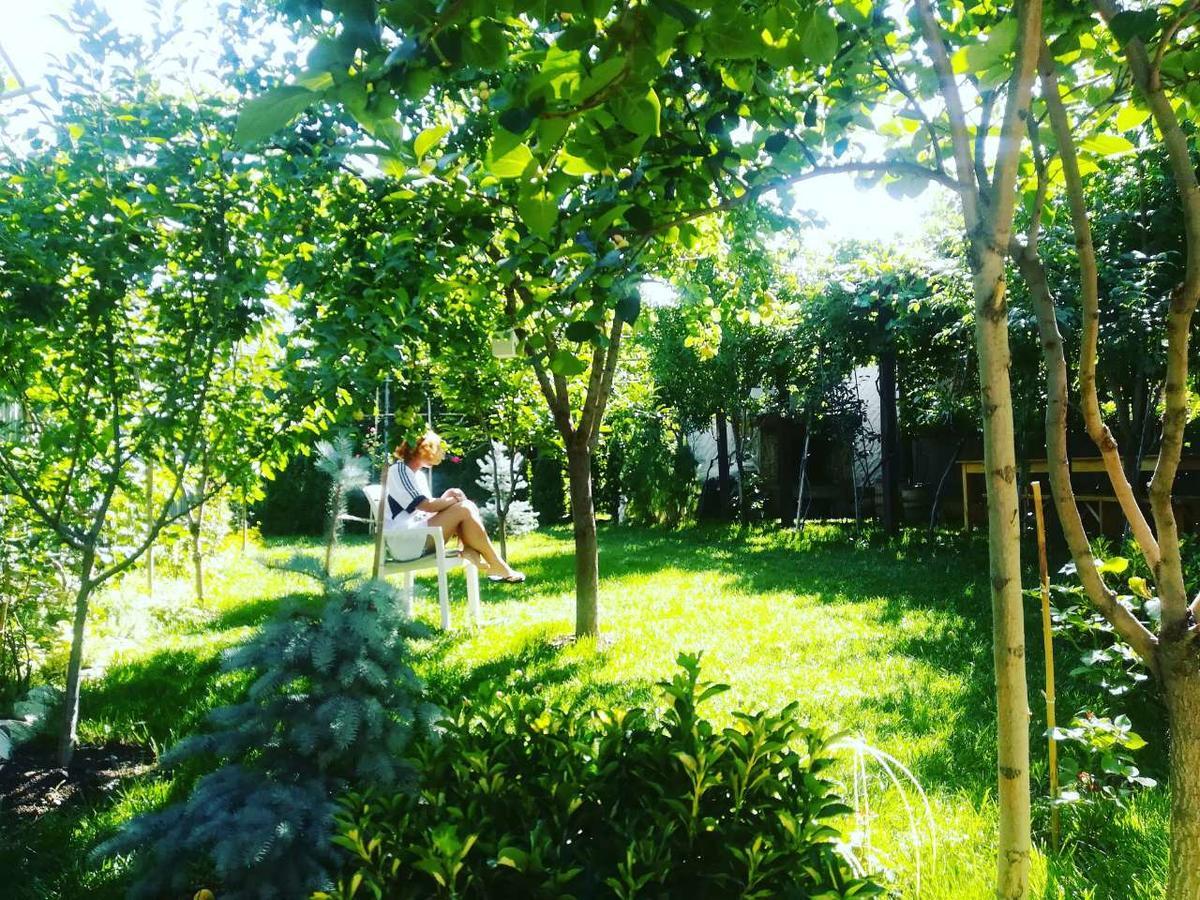 My Garden Hotel Тбилиси Екстериор снимка