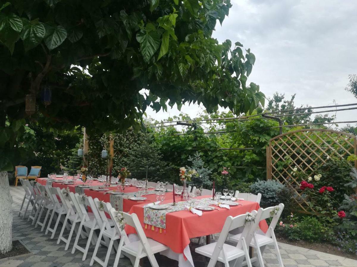 My Garden Hotel Тбилиси Екстериор снимка